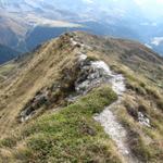 wir haben den Blackter Flüe hinter uns gelassen und wandern nun zum Blackter Fürggli