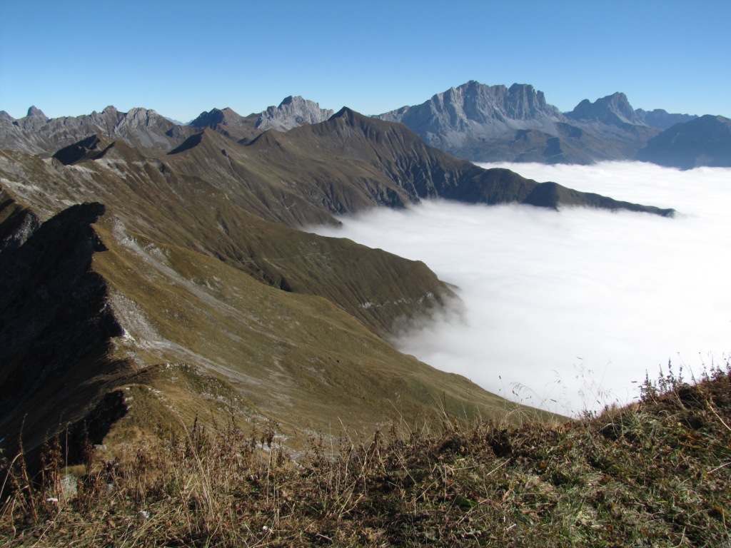 von der Sassauna gut ersichtlich unsere Wanderung die noch vor uns steht und oh was für ein Glück, immer über den Nebel