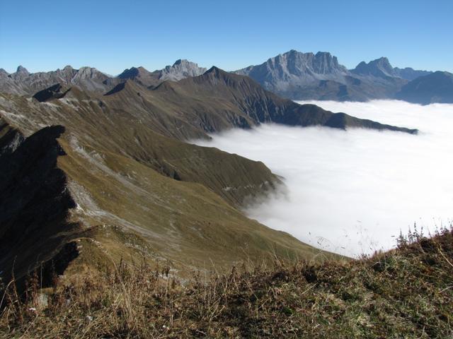 von der Sassauna gut ersichtlich unsere Wanderung die noch vor uns steht und oh was für ein Glück, immer über den Nebel