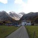 Kesch Trek Teil 5: Bergwanderung Chamanna digl Kesch - Sertigpass - Sertigtal 10.10.2010