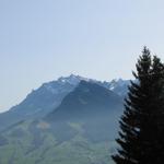 hinter dem Stockberg schaut der Säntis hervor