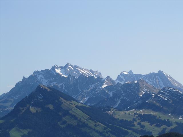 immer wieder eine schöne Aussicht auf den Säntis, Altmann und Wildhuser Schafberg. Die haben wir auch schon alle besucht