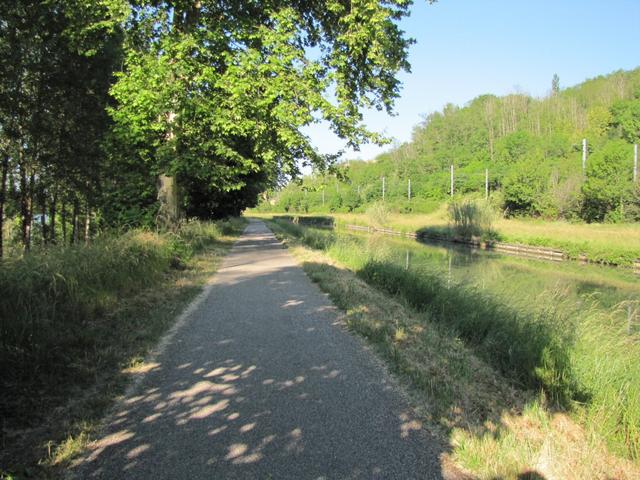 wir haben Moissac verlassen und laufen auf dem Tarn-Garonne-Kanal Richtung Schleuse L'Espagnette