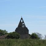 Blick zurück zur Kirche St.Rose. Unser Weg führt uns nun abwärts Richtung Malause