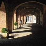 schade das die Läden geschlossen haben und zum teil gar keine vorhanden sind