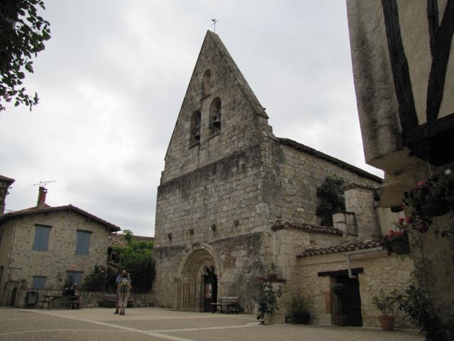 die Kirche von St.Antoine. Auch die Kirchen ändern je nach Gebiet und Region das Aussehen