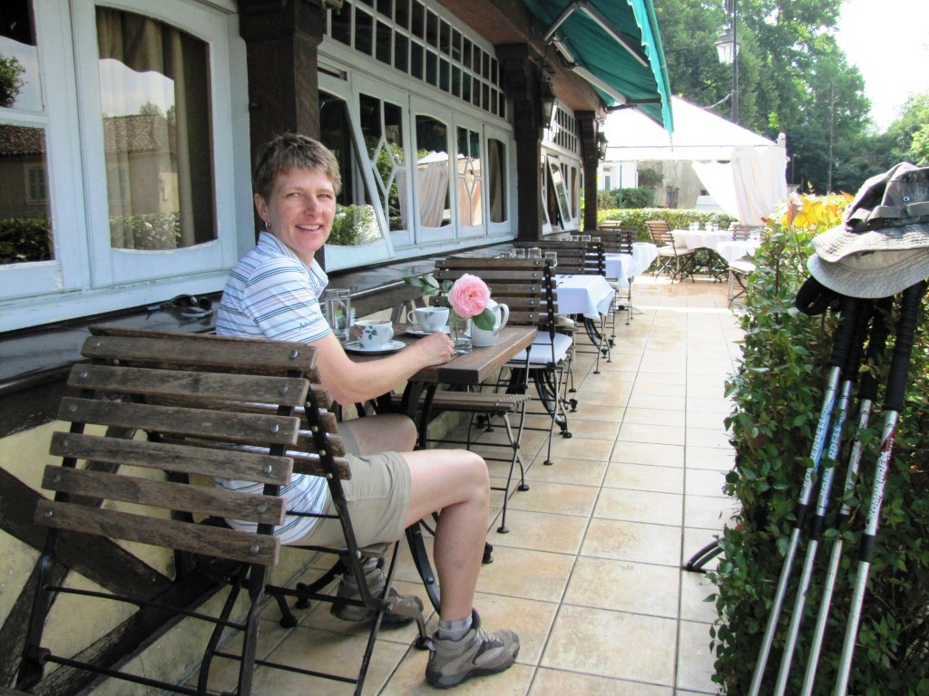 im Restaurant La bonne Auberge in Manciet haben wir eine Kaffepause gemacht