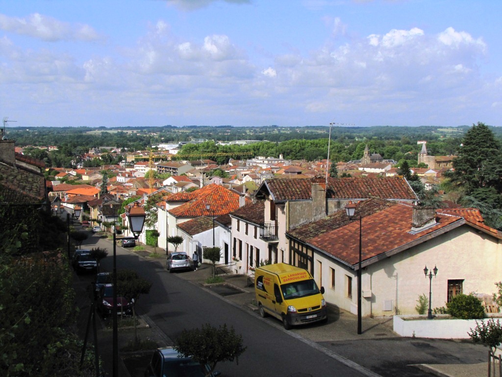 Blick auf Aire sur l'Adour