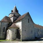 wir haben die Abtei von Sauvelade erreicht. Der Grundriss der Kirche wurde in der Form eines griechischen Kreuzes angelegt