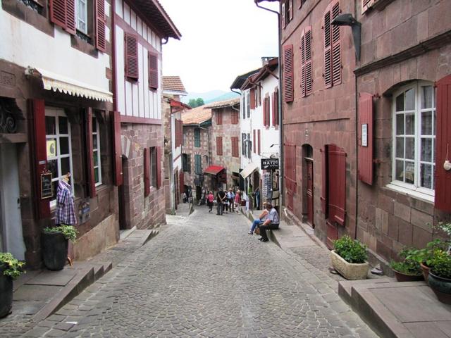 die schöne und romantische Rue de la Citadelle