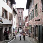 die Rue de la Citadelle endet vor der Brücke über die Nive