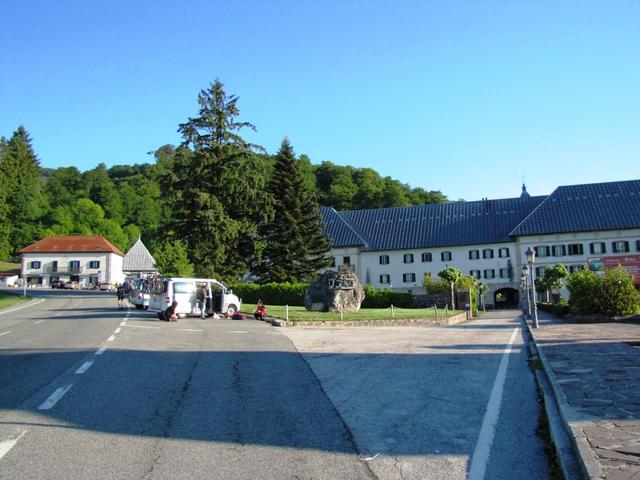 Blick zurück zum Kloster von Roncesvalles, du hast uns sehr gefallen