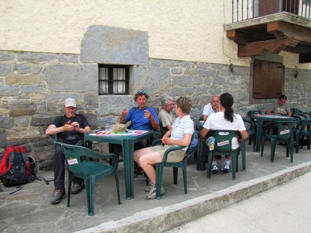 in Larrasoaña haben wir Elias und Georges getroffen