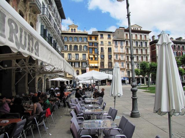 wie es sich gehört, haben wir im Café Iruña eine Pause eingelegt