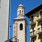 die Iglesia de San Saturnino hat einen sehr schönen Glockenturm