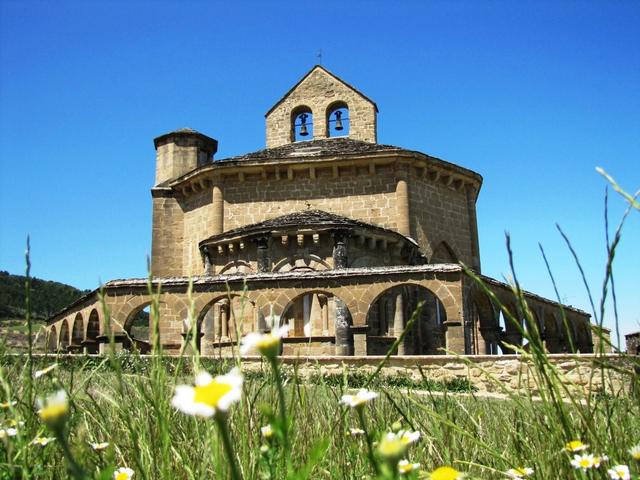 Höhepunkt Nr.3 wir haben die Ermita Santa Maria de Eunate 12.Jh. erreicht