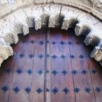 die Santiago Kirche mit ihrem maurisch inspirierten Portal