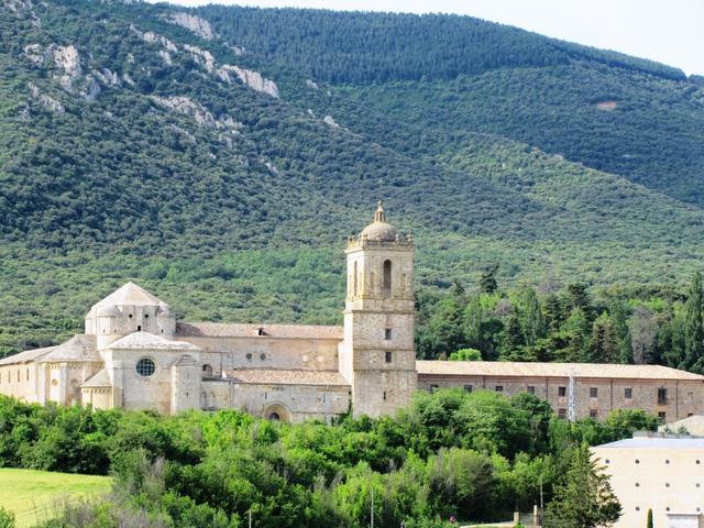 in Sichtweite der "Monastero de Santa Maria la Real de Irache"