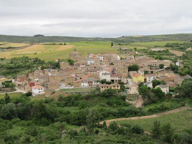 von der Iglesia de San Zoilo 17.Jh. hat man einen schönen Blick auf Torres del Río