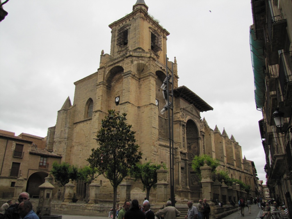 letzter Blick zur Iglesia de Santa Maria de la Asunción