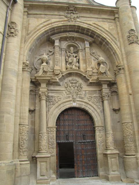 Eingang zur Kirche Iglesia de San Pedro