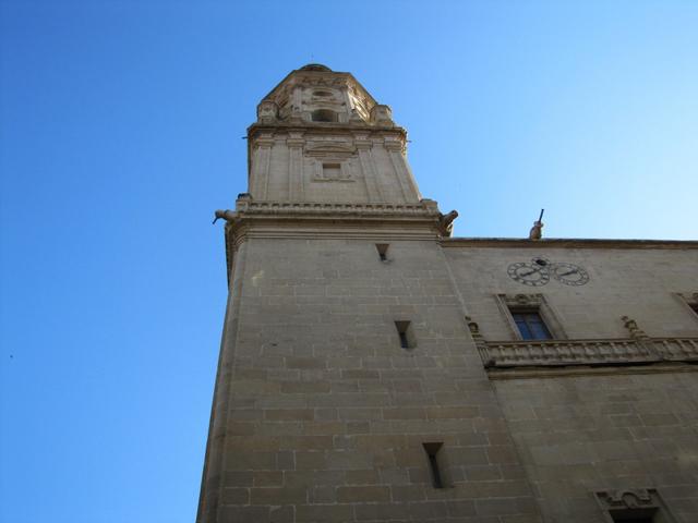 wir laufen zur Kathedrale Santa María de la Redonda