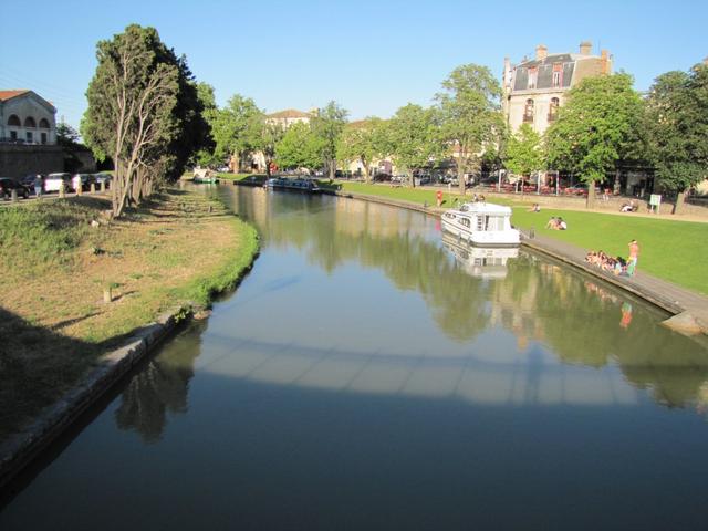 wir haben Carcassonne erreicht. Und überqueren den Canal du Midi