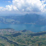 wunderschönes Breitbildfoto mit Thunersee und Brienzersee