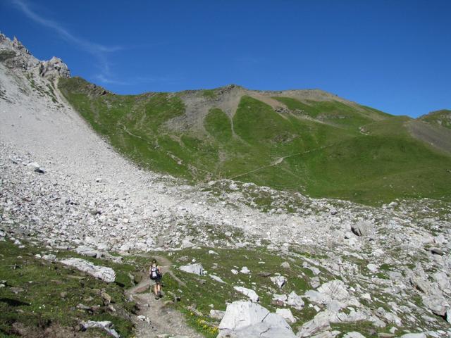 bei Punkt 2426 m.ü.M. mit Blick zum Urdenfürggli