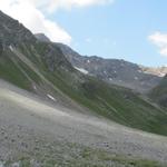 gut ersichtlich der Bergweg der zur Ramozhütte führt