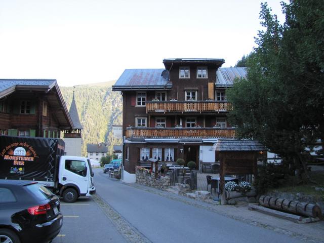 wir verlassen Monstein 1636 m.ü.M. und das sehr schöne Hotel Ducan