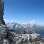 schön aufgereiht der Piz Ela, Corn da Tinizong und der Piz Mitgel