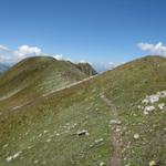 weiter geht der Bergpfad alles dem Grat entlang Richtung Muchetta