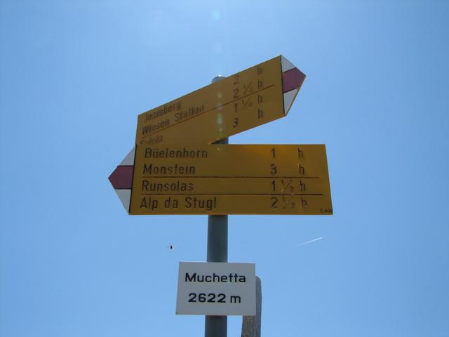 Wegweiser bei Muchetta 2622 m.ü.M.