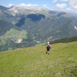 hier wird der Bergweg nun definitv steil. Wer Knie Probleme hat, sollte diesen Weg meiden wie die Pest