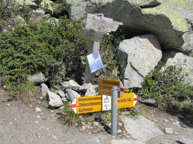 bei Undrists-Diechter 1854 m.ü.M. biegt der Weg rechts ab, Richtung Gelmerhütte