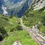 die Standseilbahn zum Gelmersee ist mit 106% die steilste ihrer Art im ganzen Alpenraum