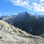 Blick zu den Gärstenhörner. Rechts davon der mächtige Galenstock