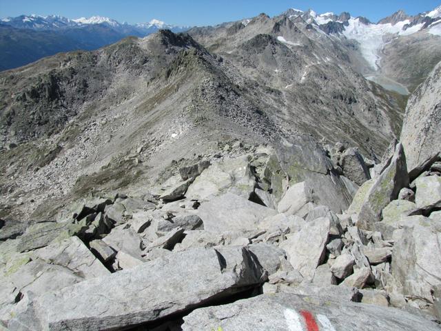 wie schon erwähnt, das Sidelhorn ist ein reiner Geröllhaufen