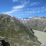 Finsteraarhorn, Grimselpassstrasse, Grimselstausee und Lauteraarhorn