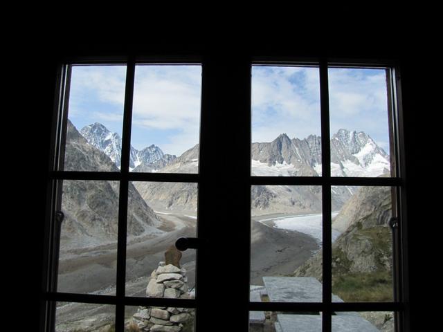 was für eine Aussicht von der Lauteraarhütte aus gesehen