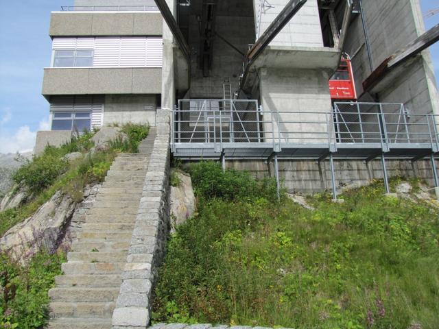 noch ein paar Schritte und wir haben das Grimsel Hospitz erreicht