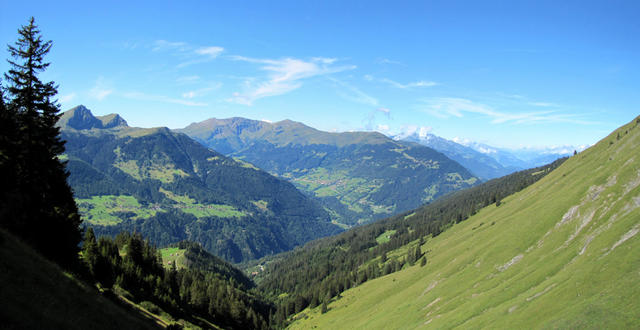 Breitbildfoto mit Blick Richtung Malix