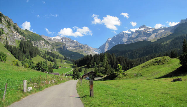 super Breitbildfoto. Bütlasse, Gamchigletscher, und Blüemlisalp