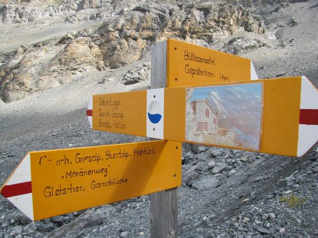 Wegweiser kurz unter der Gspaltenhornhütte