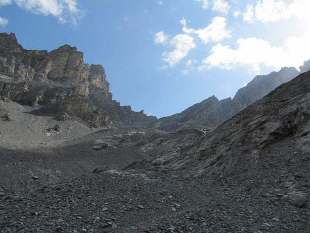 Blick hinauf zum Bütlassesattel