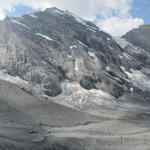 schönes Breitbildfoto von der Gspaltenhornhütte aus gesehen Richtung Blüemlisalp