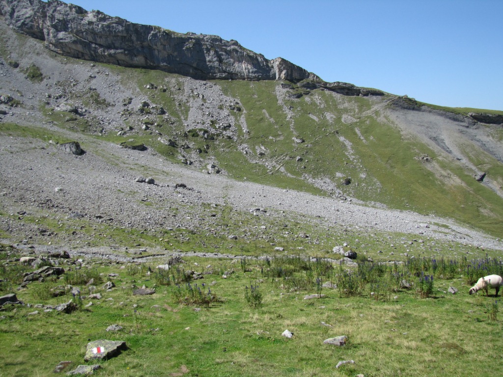 Blick von Oberloch Richtung Punkt 1967 m.ü.M.