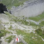 bei Punkt 1967 m.ü.M. führte uns der Weg nun steil abwärts nach Gamchi