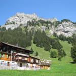 das Berggasthaus Golderli (hier haben wir wieder übernachtet), im Hintergund der Zahm- und Wild Andrist